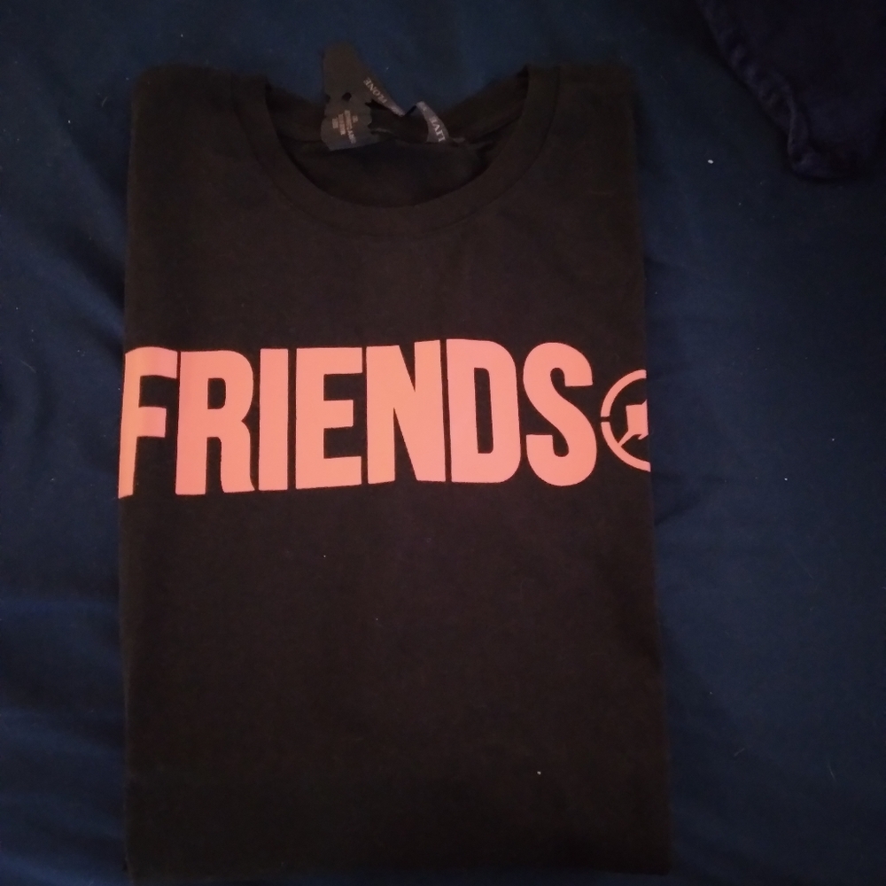 Vlone Friebds shirt bran new